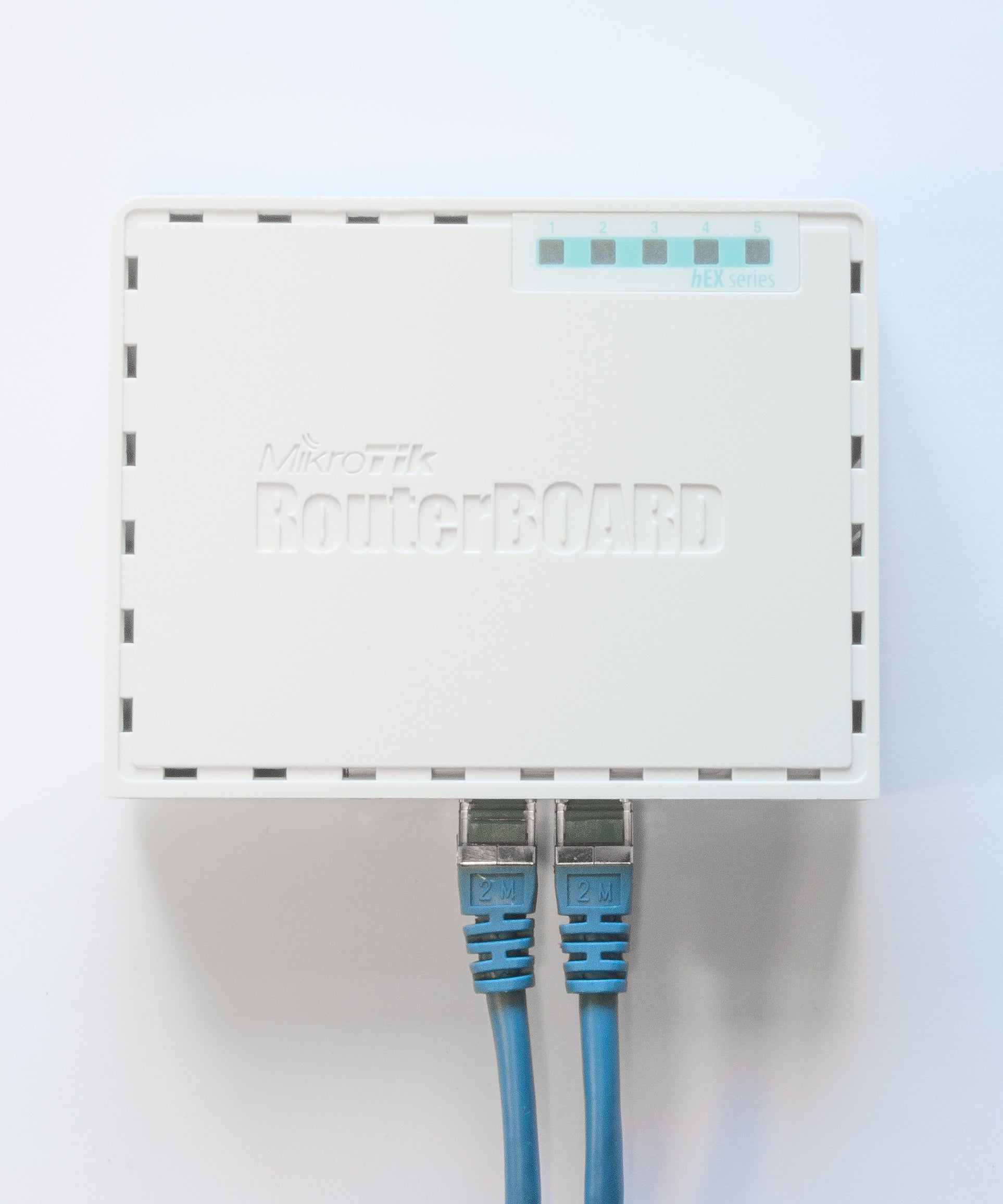 MikroTik RB750Gr3 hEX 5-Port Gigabit Ethernet Router, Dual Core 880MHz CPU, 256MB RAM, USB, microSD, RouterOS L4