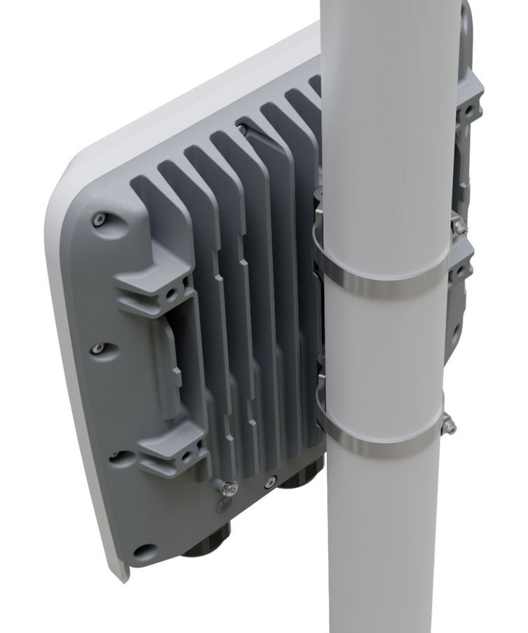 MikroTik RB5009 1x 10G SFP+ 1x 2.5GbE 7x 1GbE Quad Core PoE-in/Out Outdoor Router