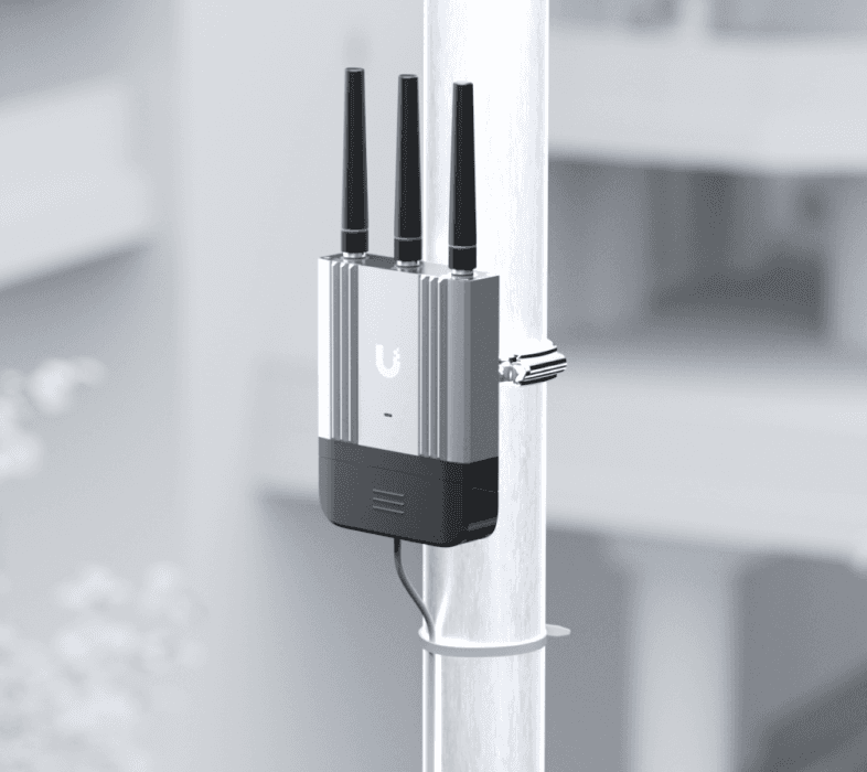 Ubiquiti UMR-Industrial-US UniFi Mobile Router Industrial US